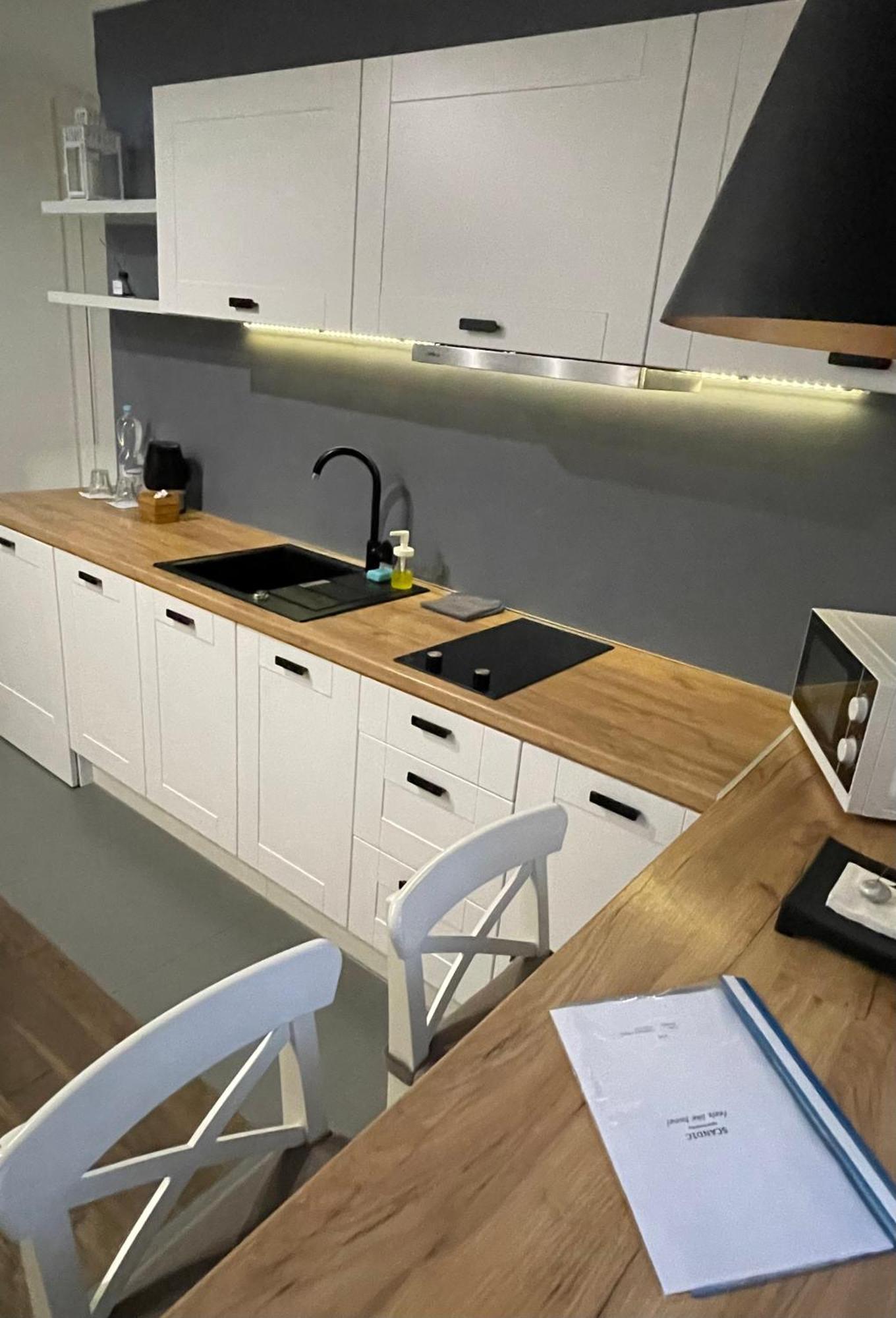 Scandic Apartments-Feels Like Home! Lviv Ngoại thất bức ảnh