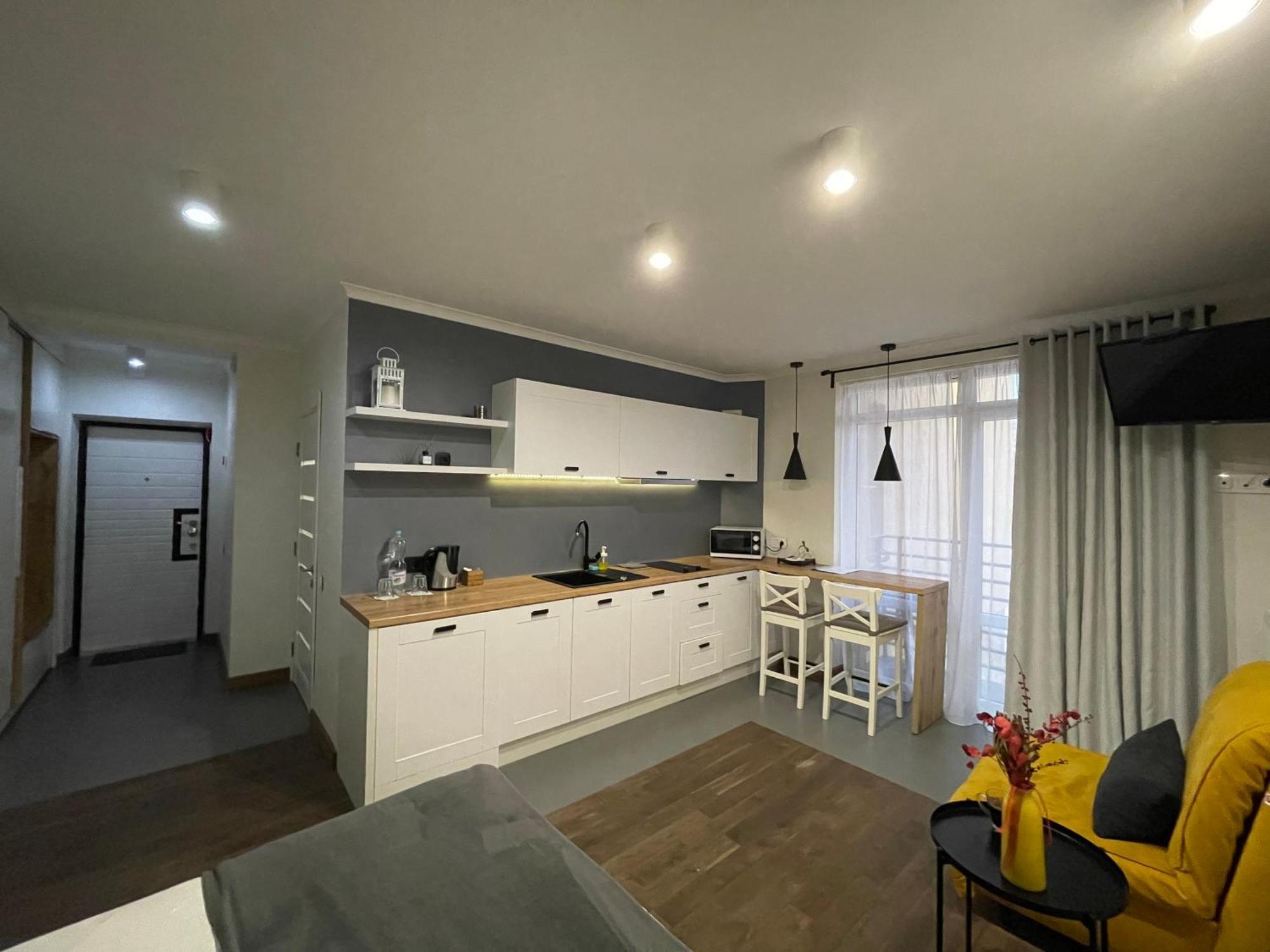 Scandic Apartments-Feels Like Home! Lviv Ngoại thất bức ảnh